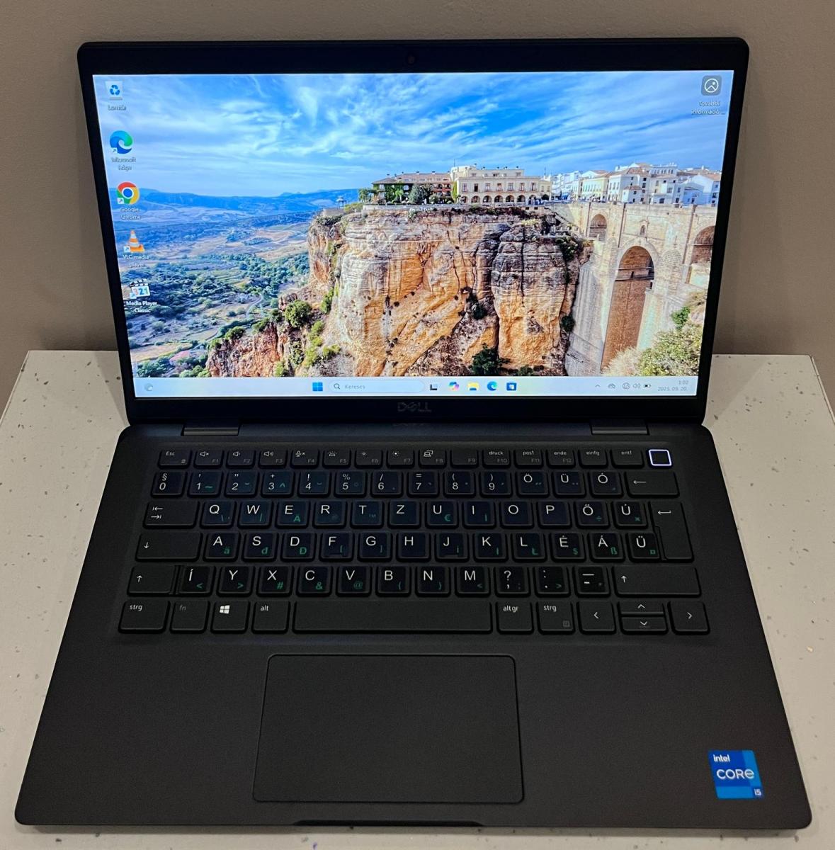 Dell Latitude 7320